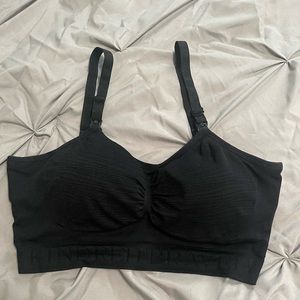 Kindred Bravely nursing and pumping bra